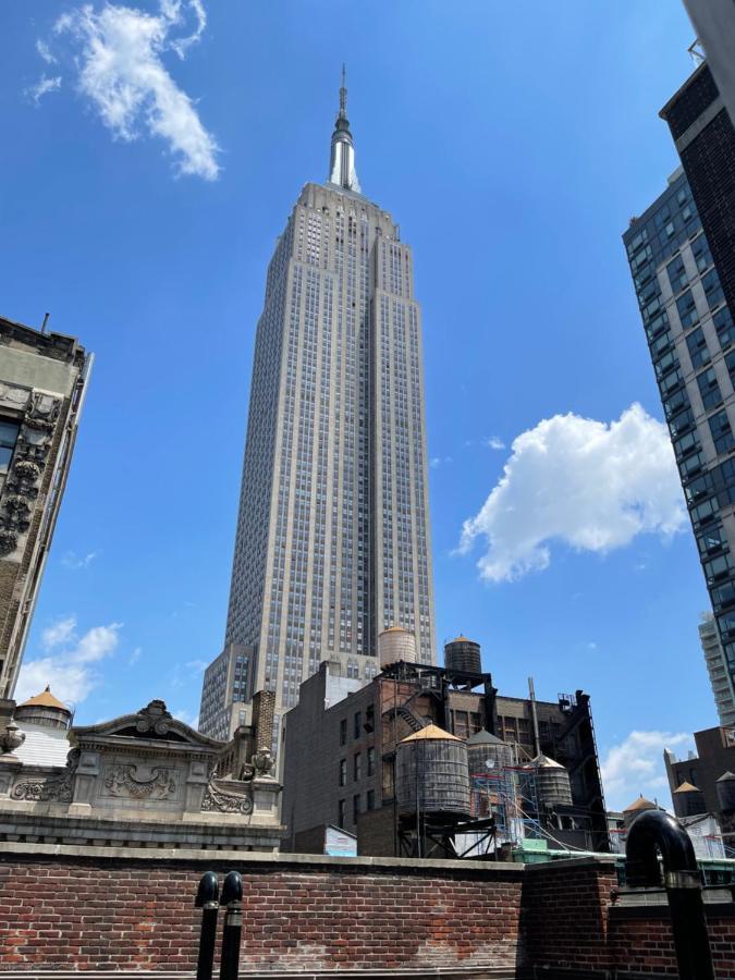 Hotel And The City, Rooftop City View New York Exterior photo